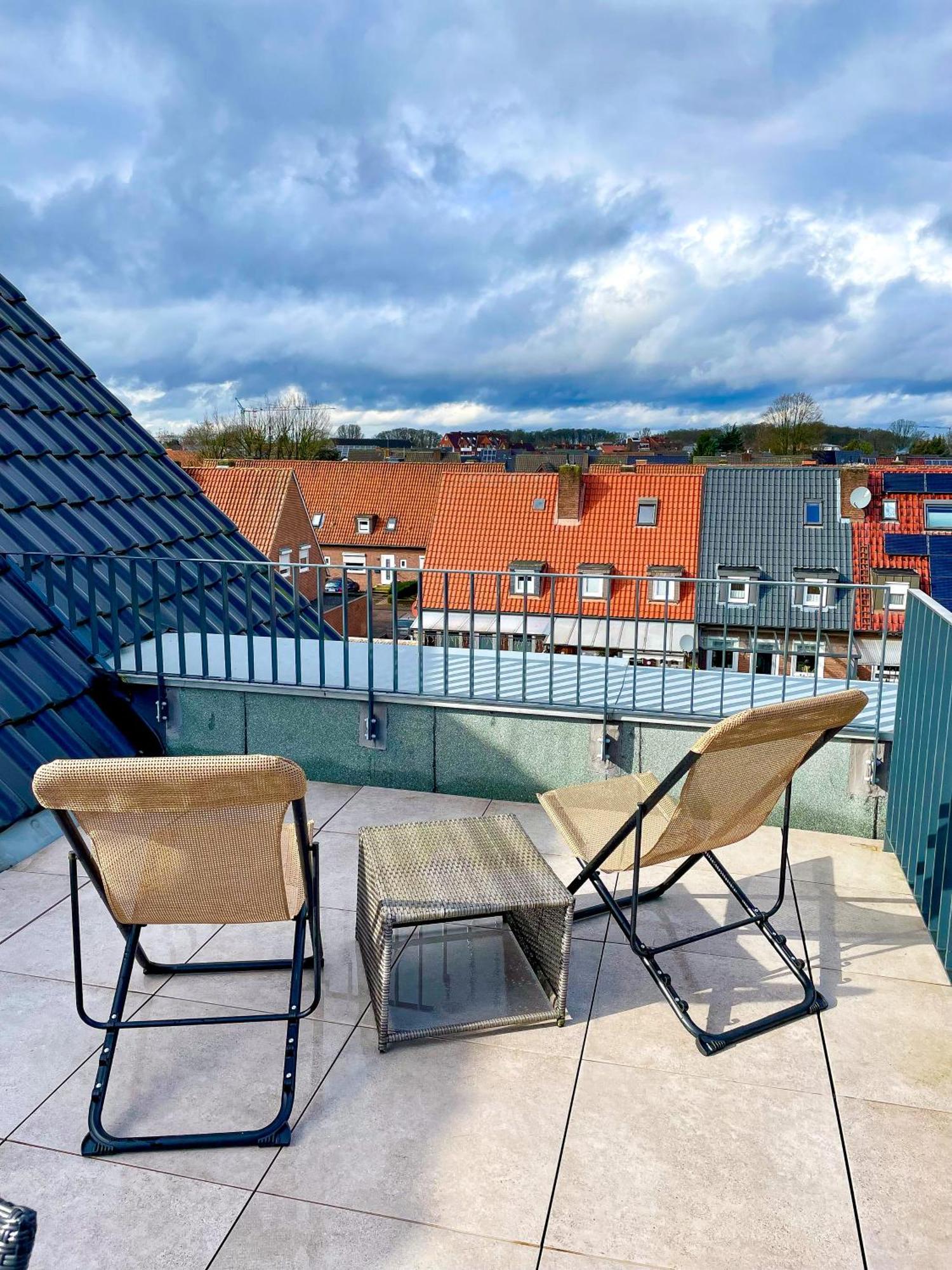 Ahaus: Stadtoase Mit Terrasse & Privater Garage Buitenkant foto